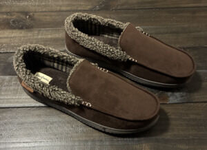 New Men’s Dearfoams XL 13-14 Slippers Brown Alexander Microsuede Moccasins